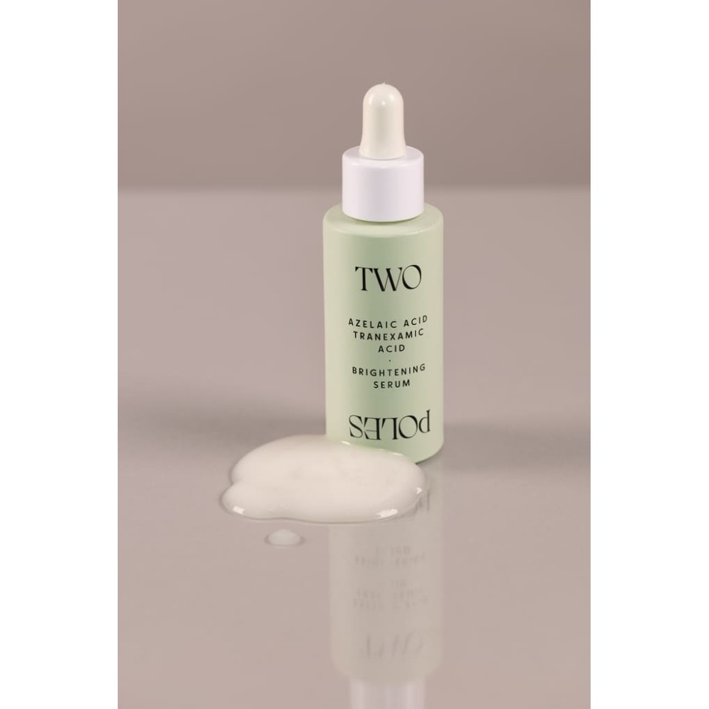 TWO POLES BRIGHTENING SERUM 30ML.